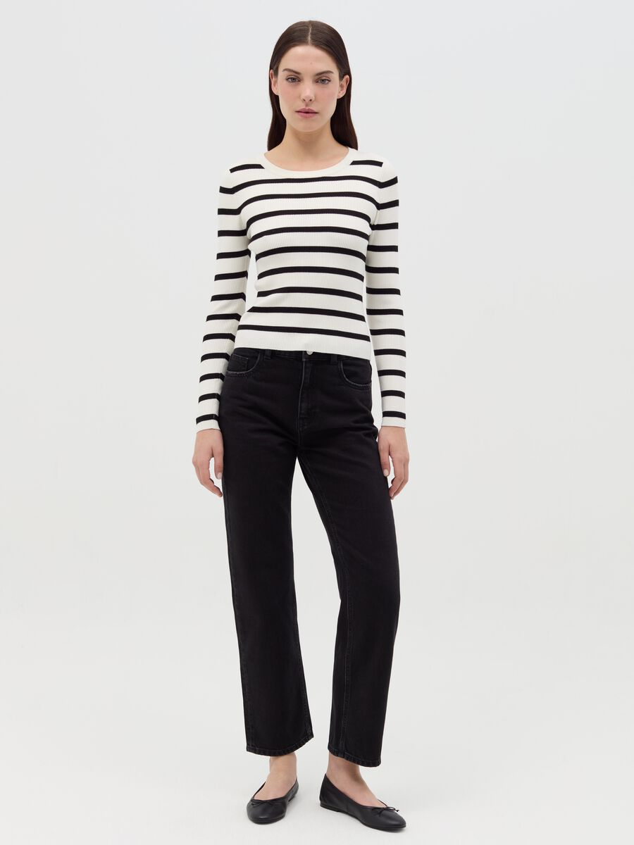 Ribbed top with striped pattern_1