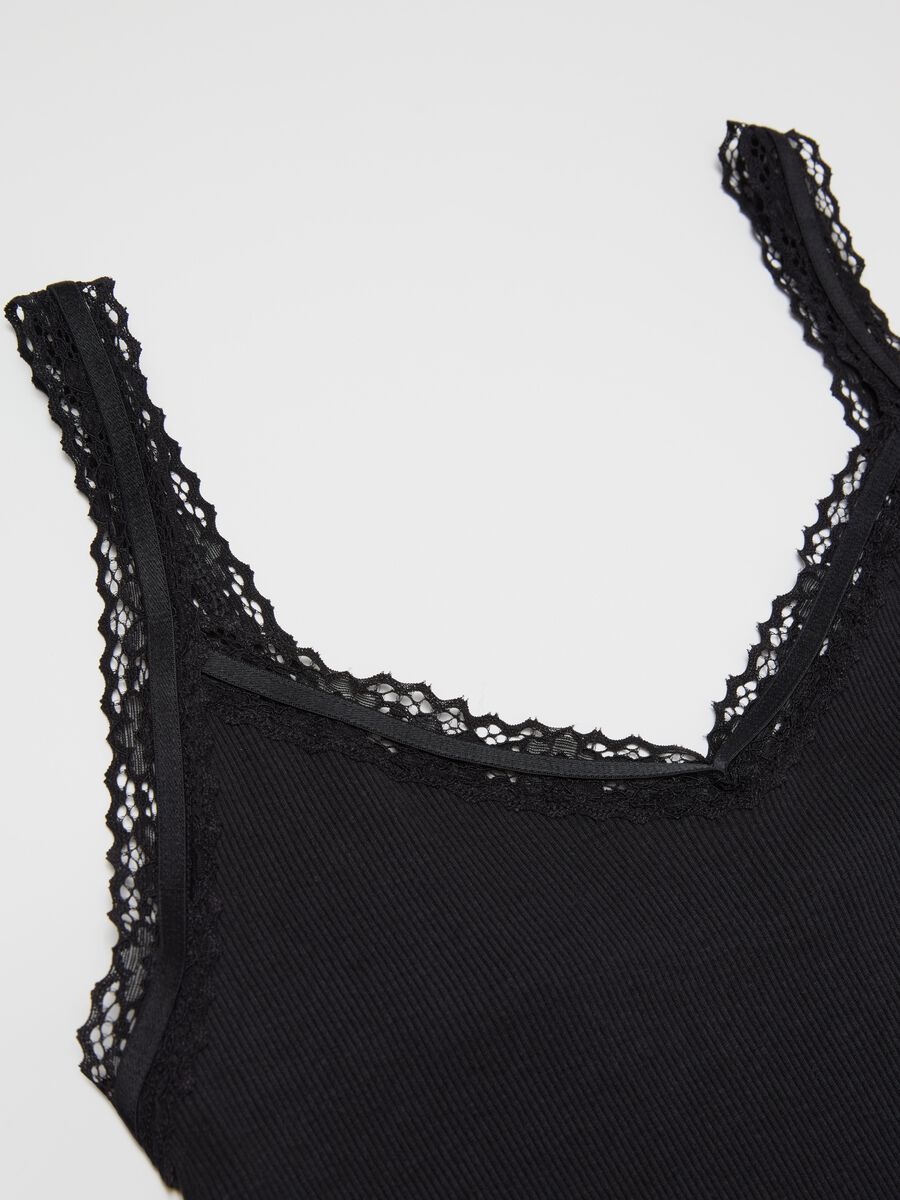 Ribbed under vest with crochet_5