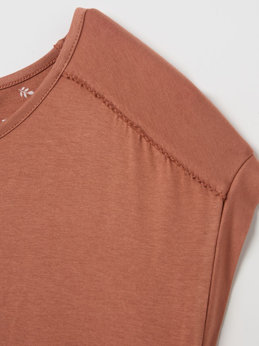 Pyjama top with embroidered detail_5