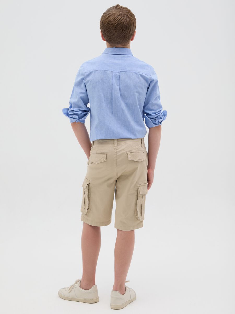 Boys’ beige regular-fit shorts in stretch cotton_2