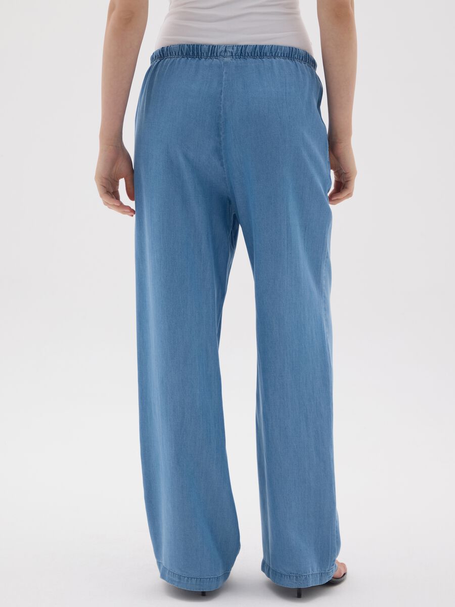Pantaloni da donna in puro Lyocell azzurri larghi_2