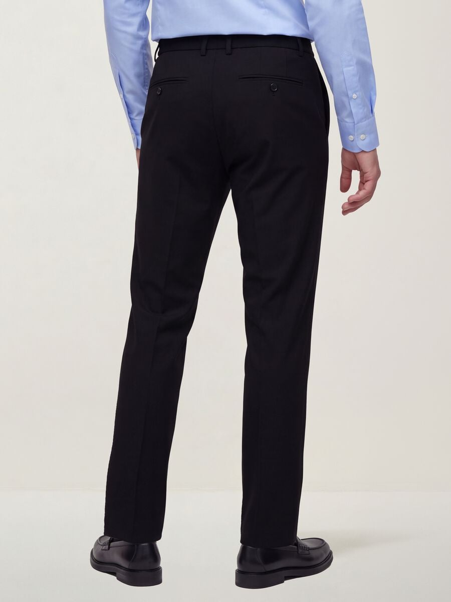Black slim-fit stretch viscose twill chino trousers_2