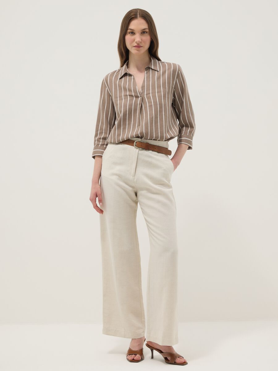 Camicia marrone a righe in misto lino e viscosa_2