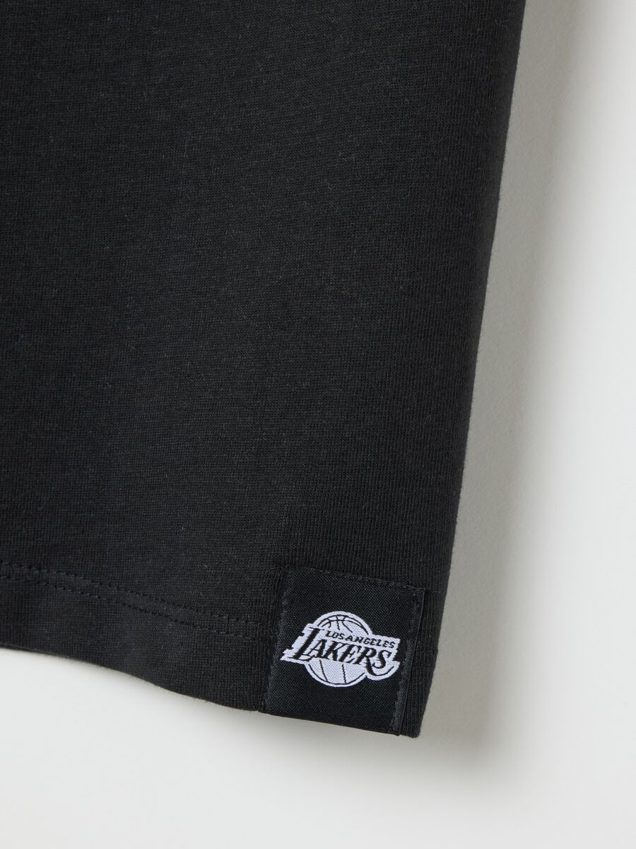 Black pure cotton regular fit kids' T-shirt with Los Angeles Lakers logo_3
