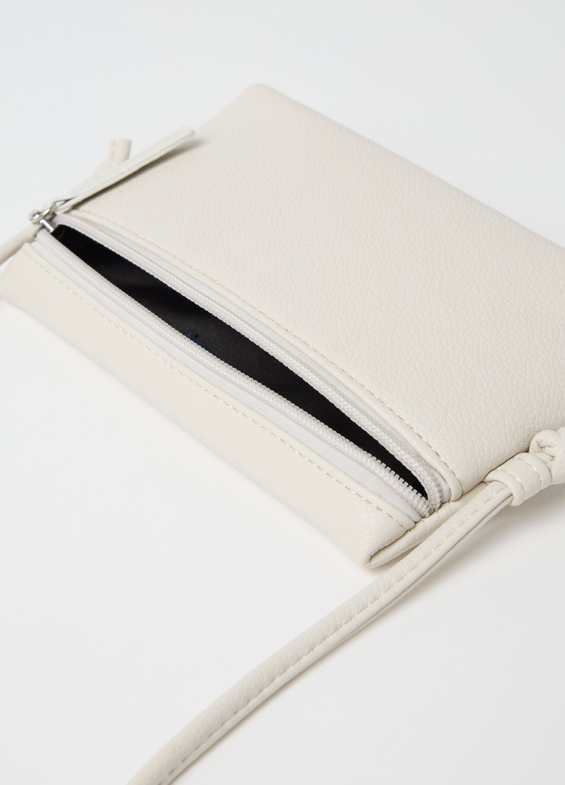 White clutch bag with zip