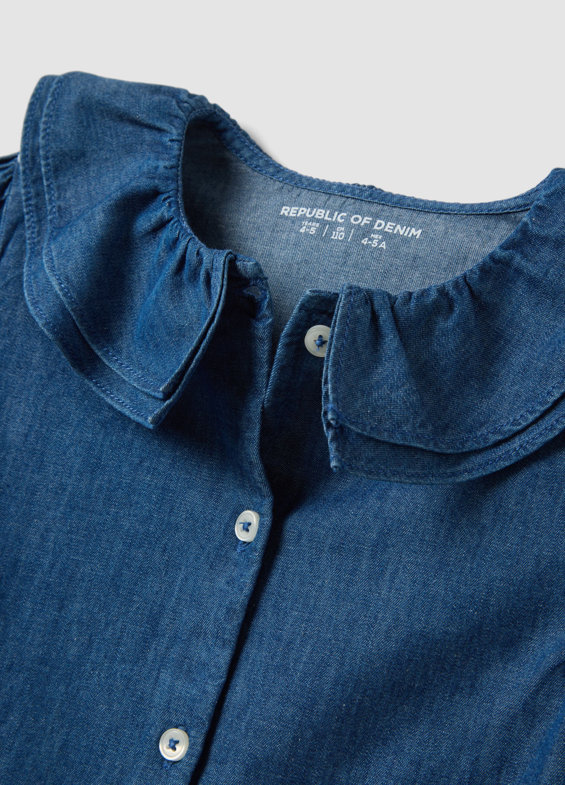 Blue pure organic cotton shirt with wide collar