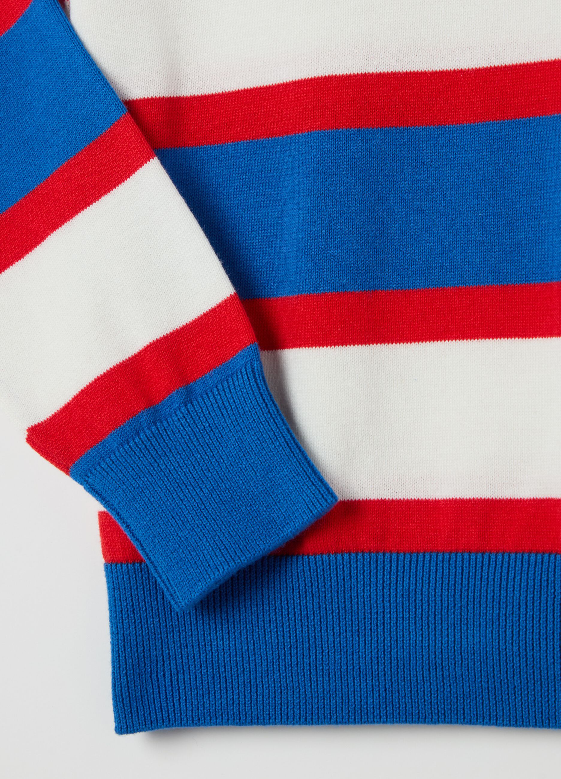 Cotton pullover with striped pattern