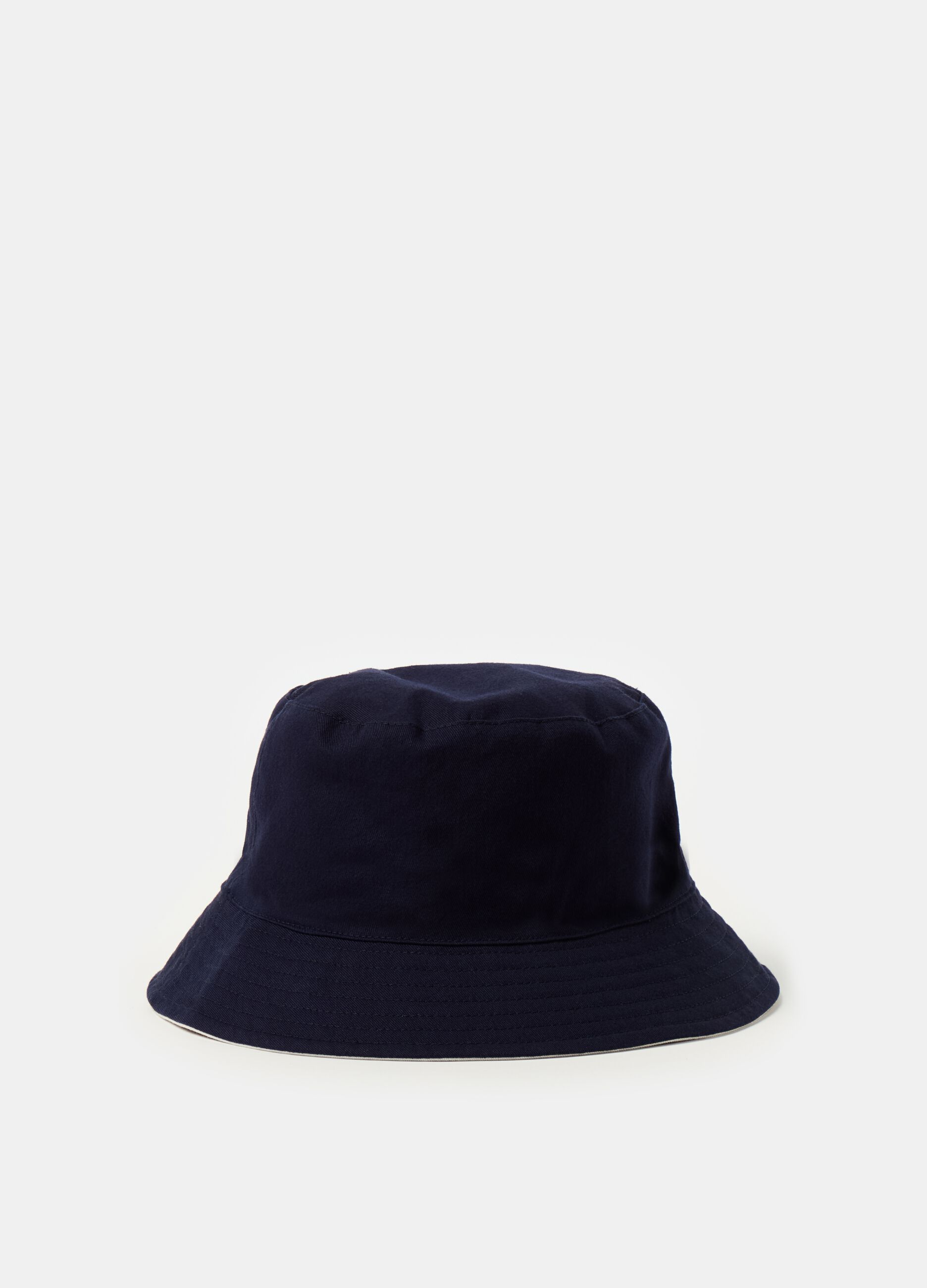 Essential reversible hat