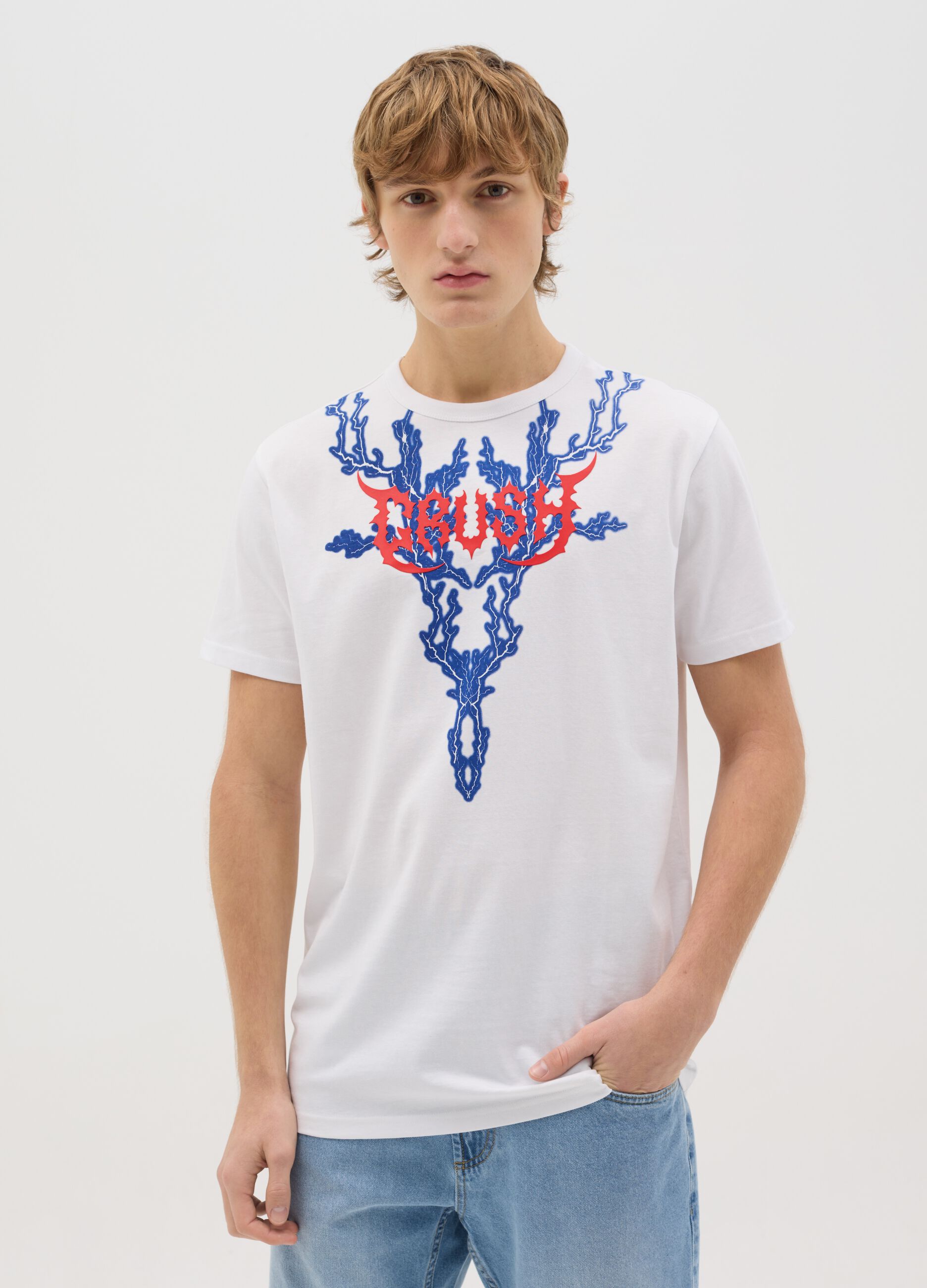White short-sleeved T-shirt with lightning print