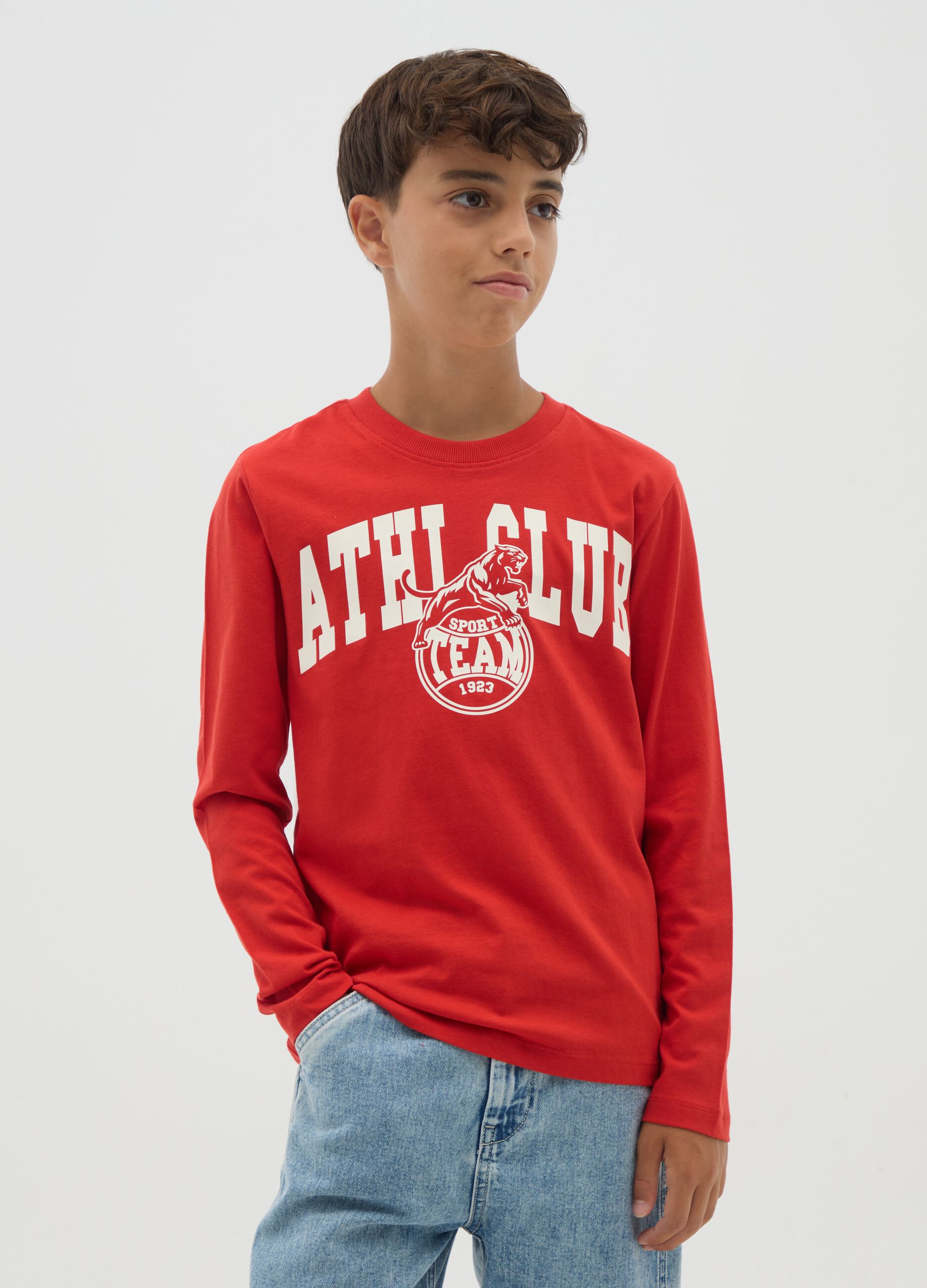 Boy's red cotton regular fit t-shirt