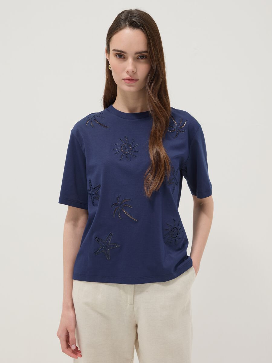 Blue pure cotton T-shirt with openwork embroidery, regular fit_0