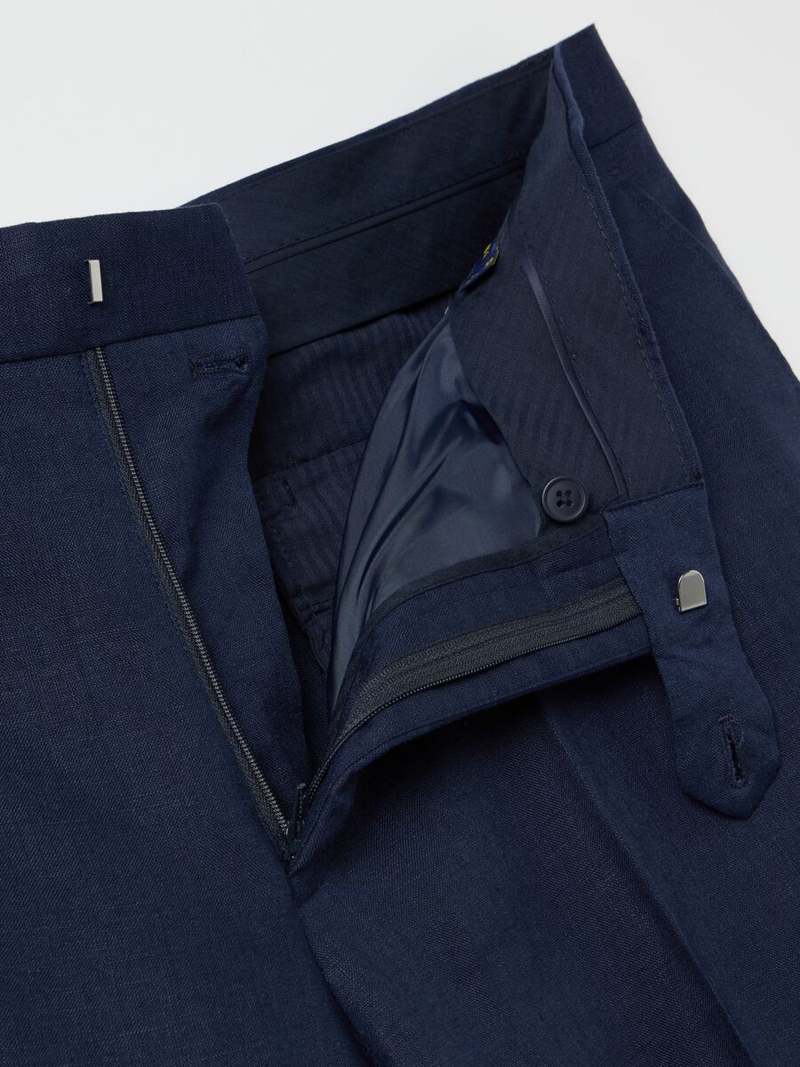 Oversized chino trousers in linen_5