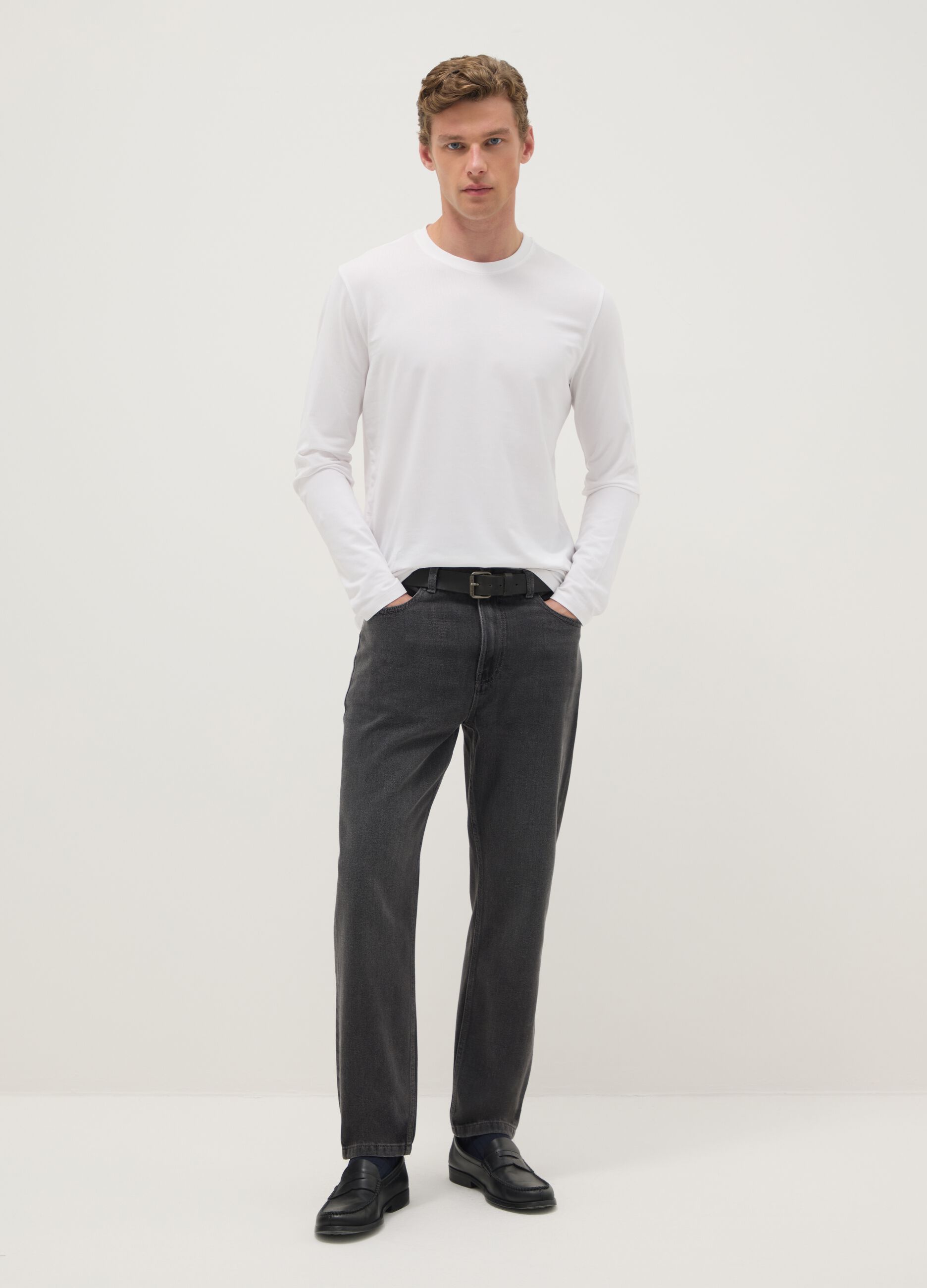 Black Cotton Blend Regular Tapered Jeans