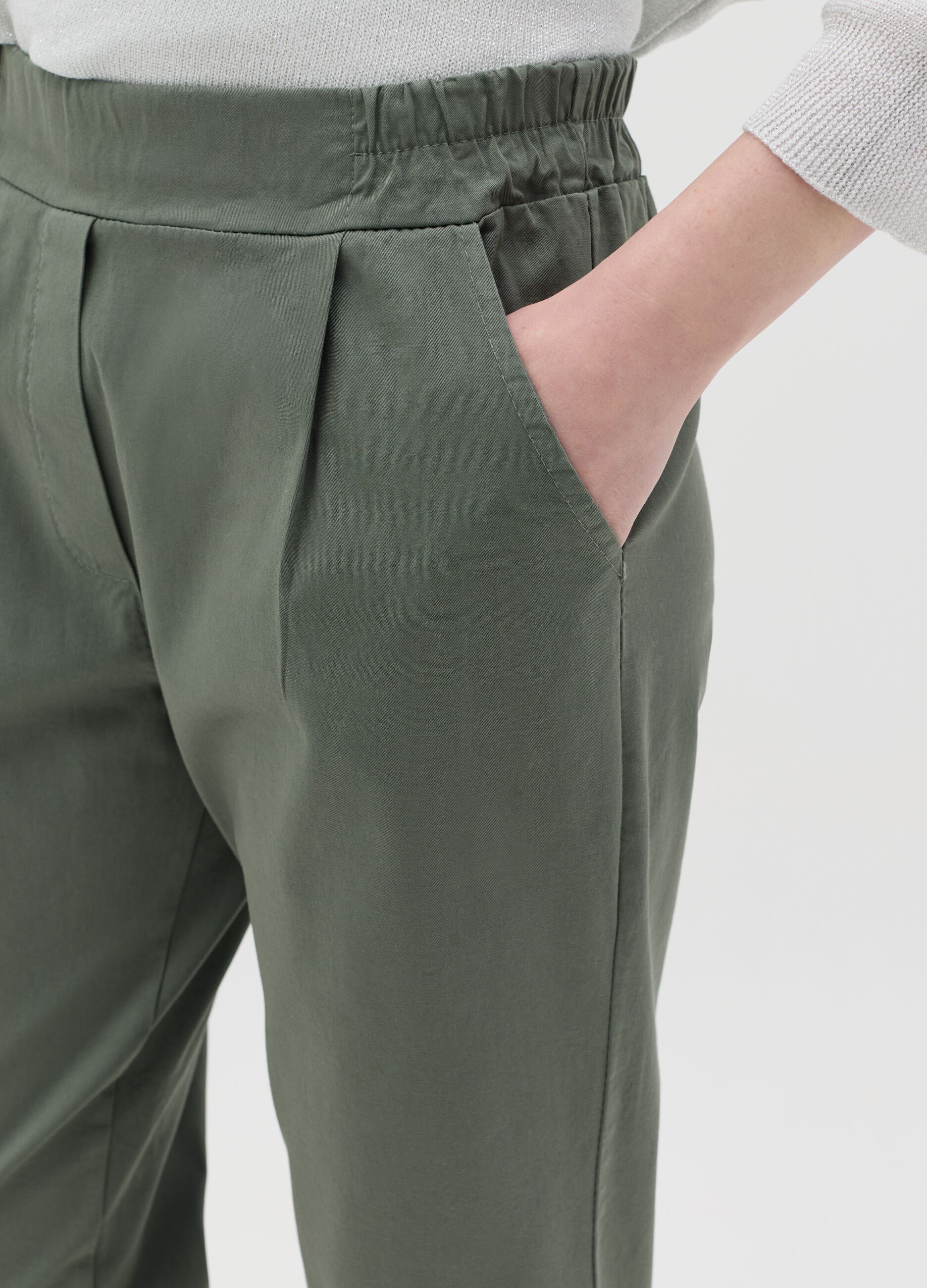 Green cropped trousers in stretch cotton
