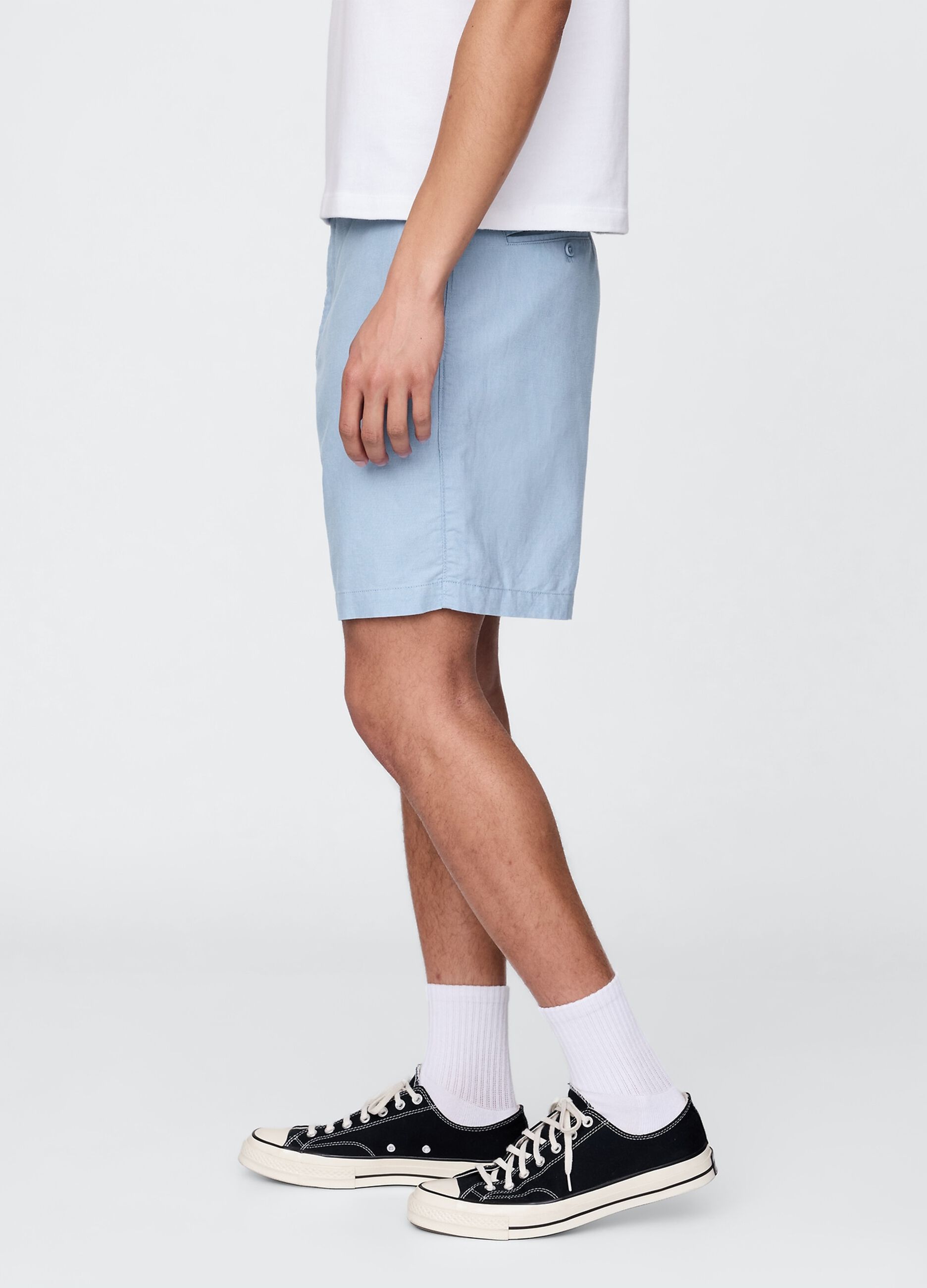 Blue linen and cotton shorts from Gap