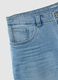 Men&rsquo;s slim-fit light blue denim Bermuda shorts_5