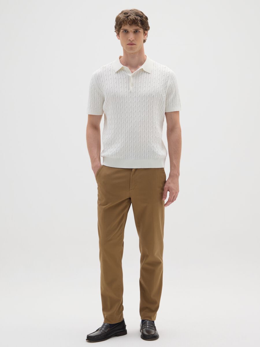 Pantaloni chino marroni in cotone elasticizzato slim fit_0