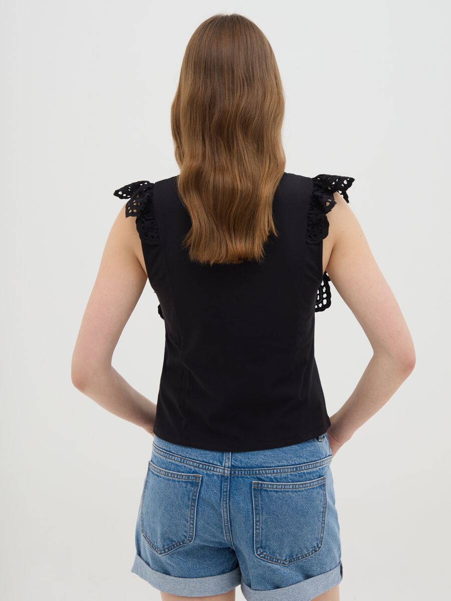 Women's black pure cotton top with lace, regular fit_3