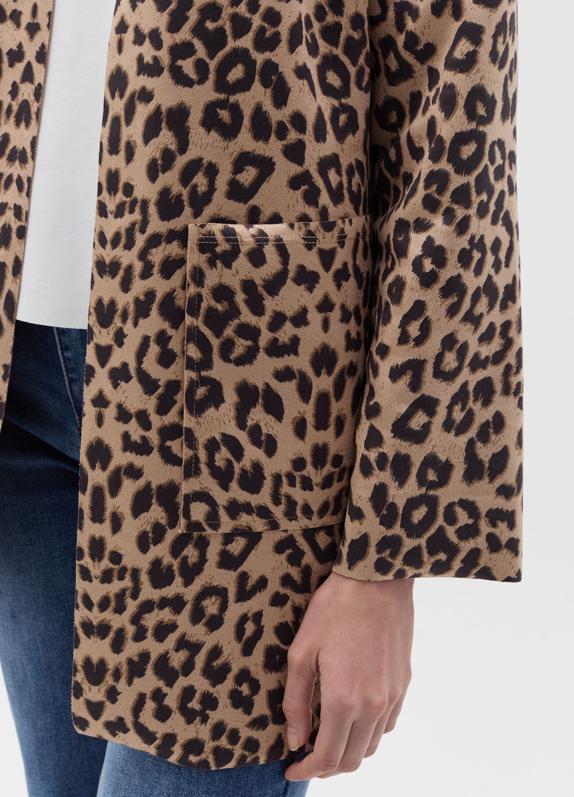 Long open jacket with animal print