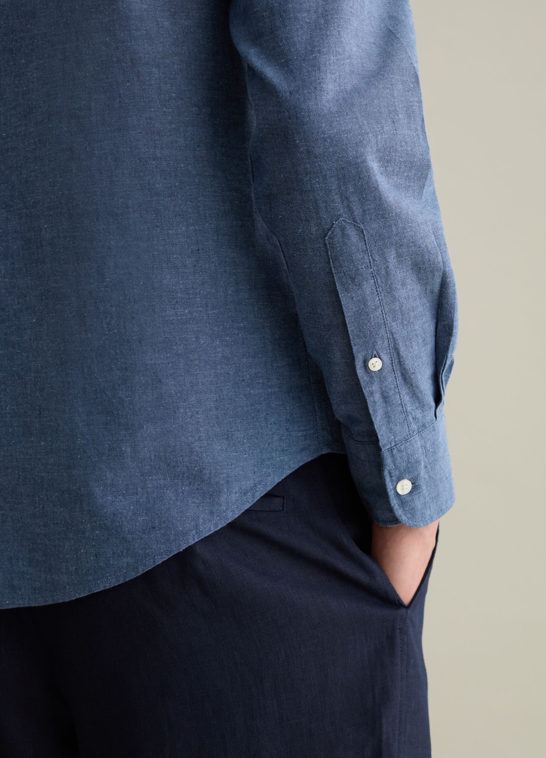 Regular-fit shirt in cotton and linen
