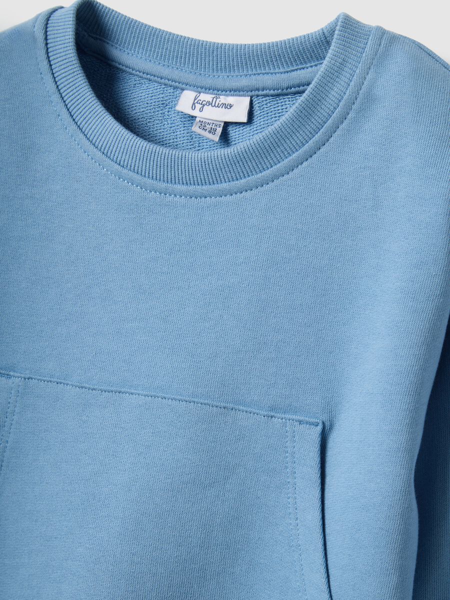 Light blue pure cotton sweatshirt for boys with regular fit and pocket_2