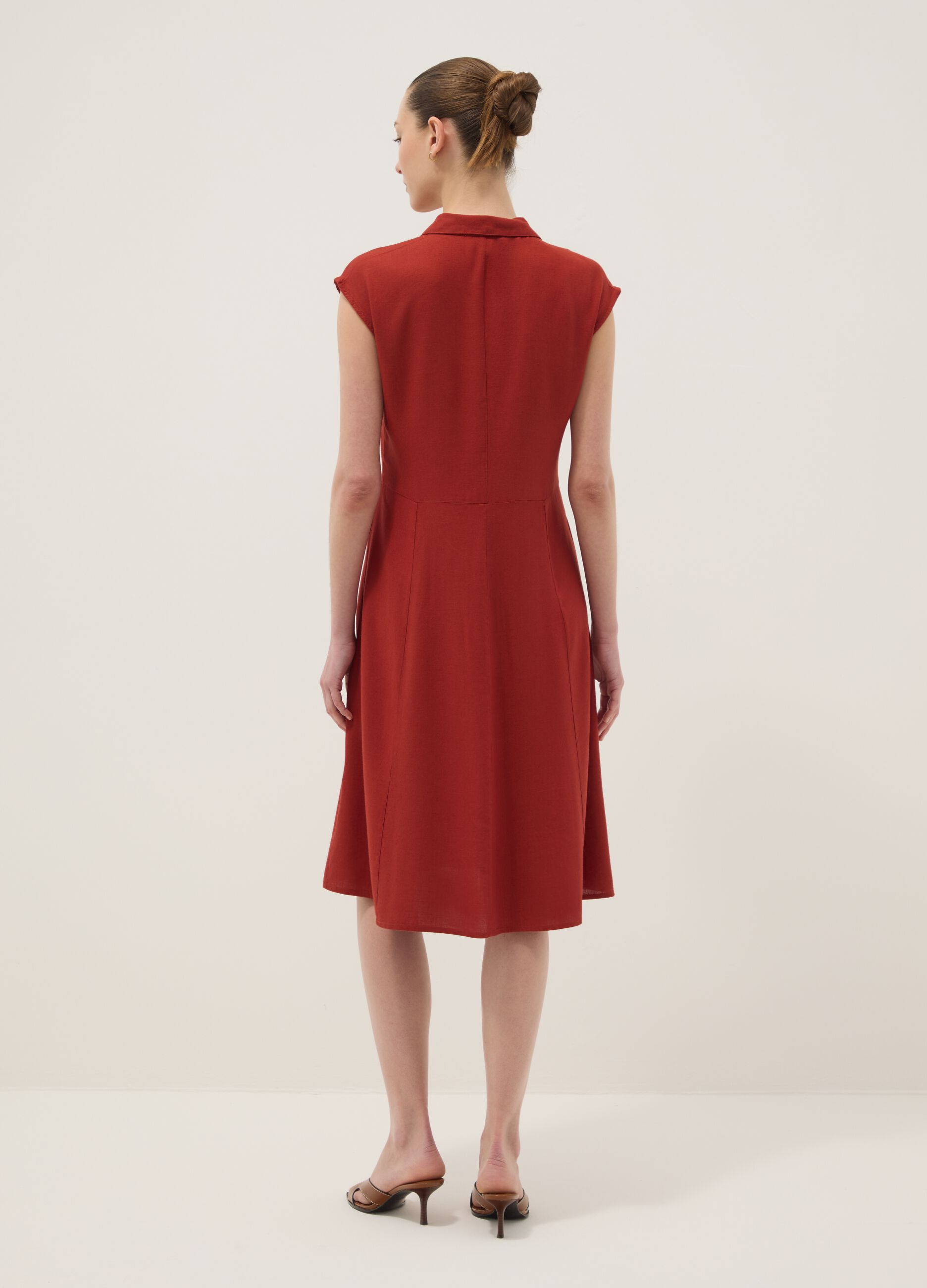 Red regular-fit shirt dress in viscose and linen blend