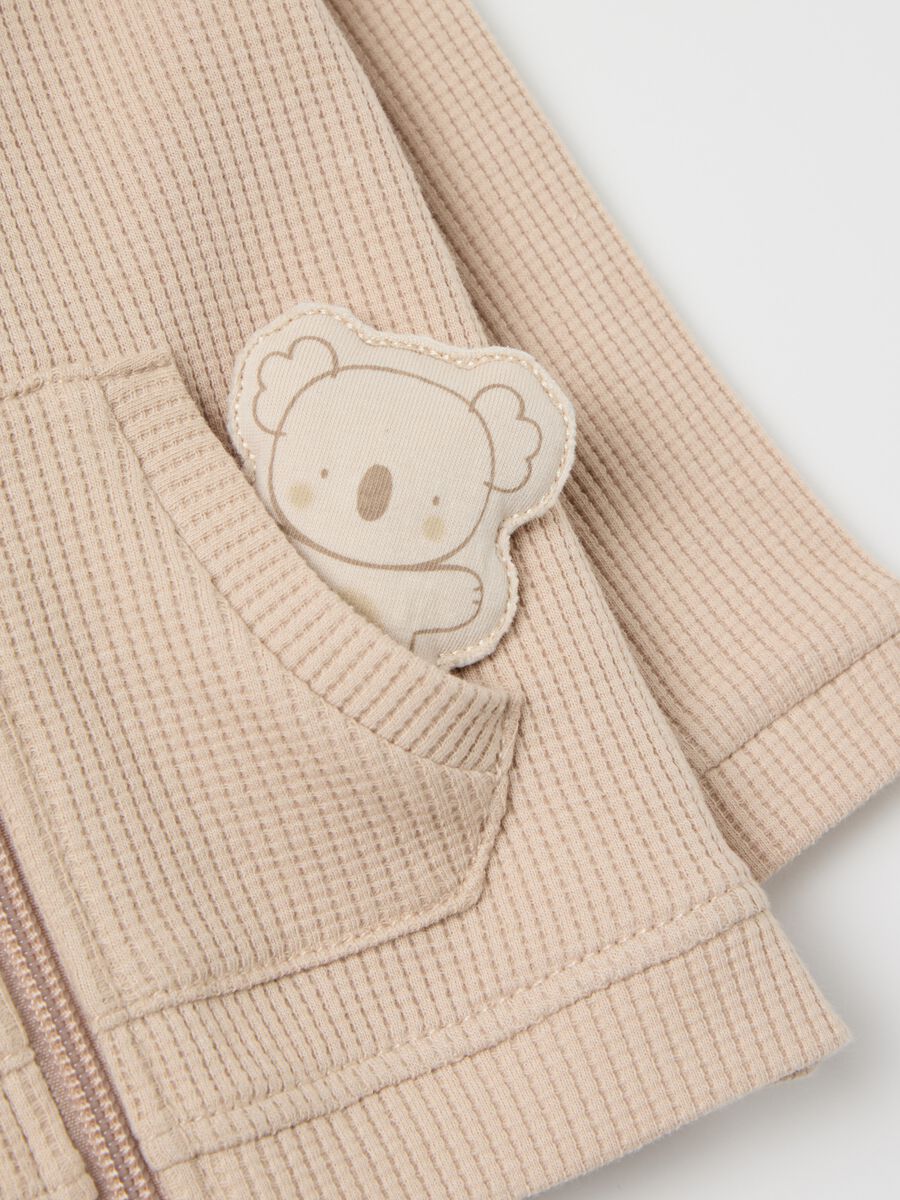 Full-zip waffle sweatshirt with hood and koala_3