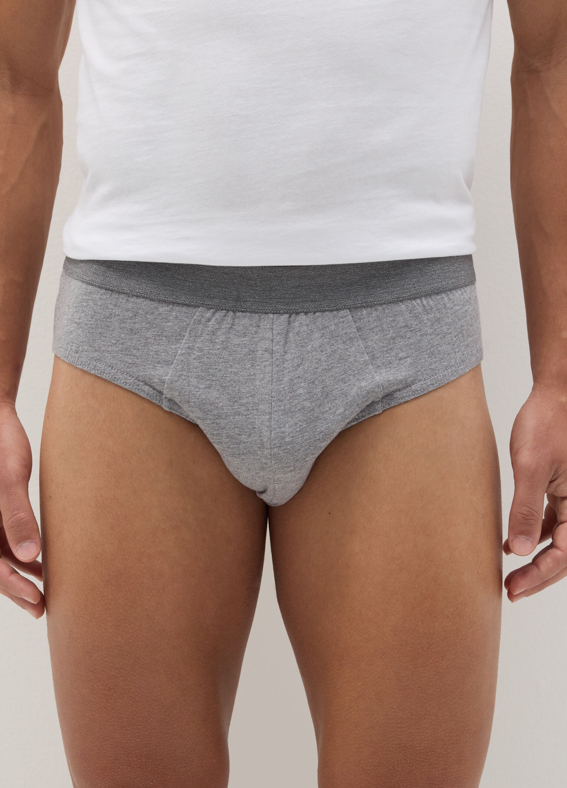 Three-pack briefs in organic cotton
