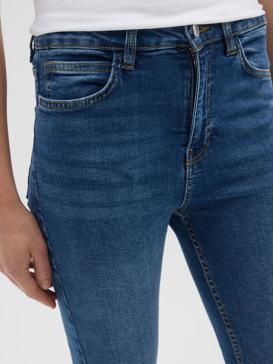 Jeans flare blu in denim elasticizzato_3