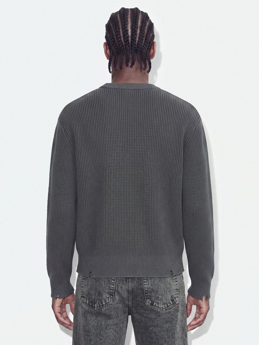Maglia grigia in puro cotone a coste con girocollo regular fit_3