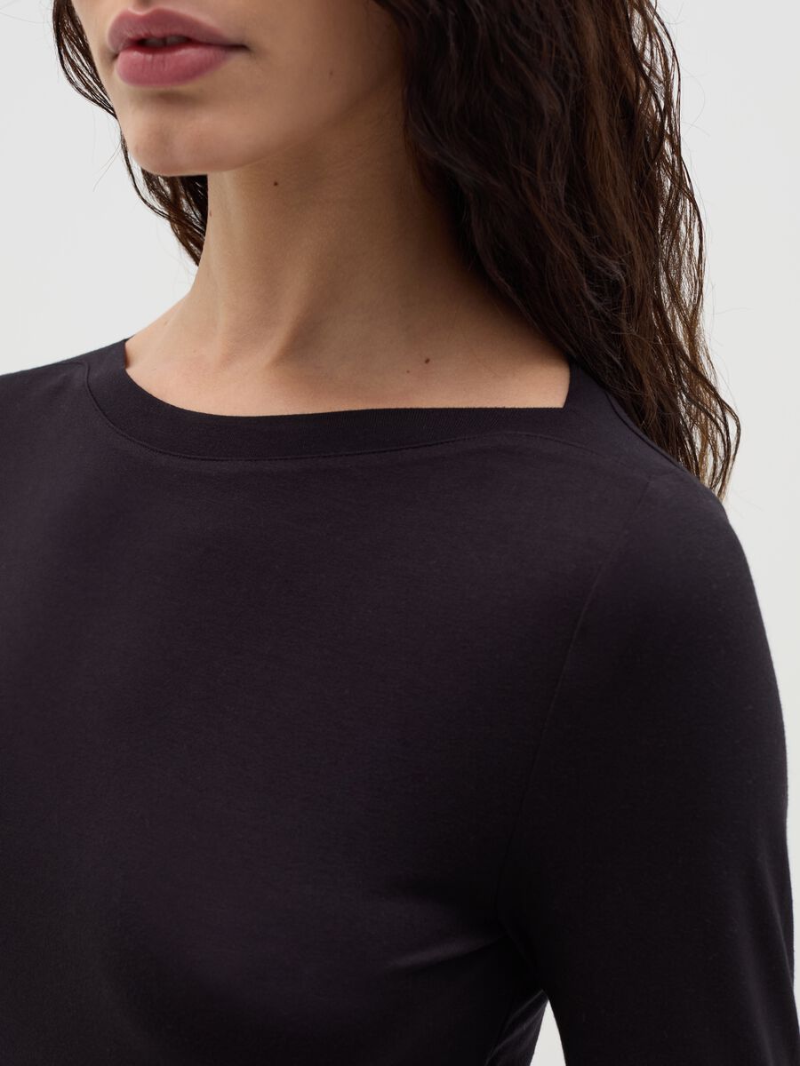 T-shirt with boat neck_3