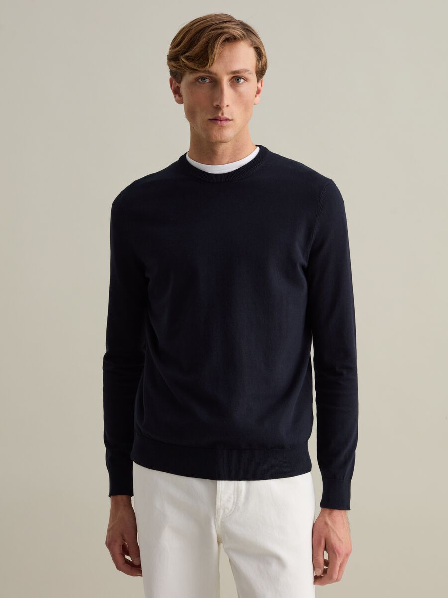 Pullover con scollo rotondo_0
