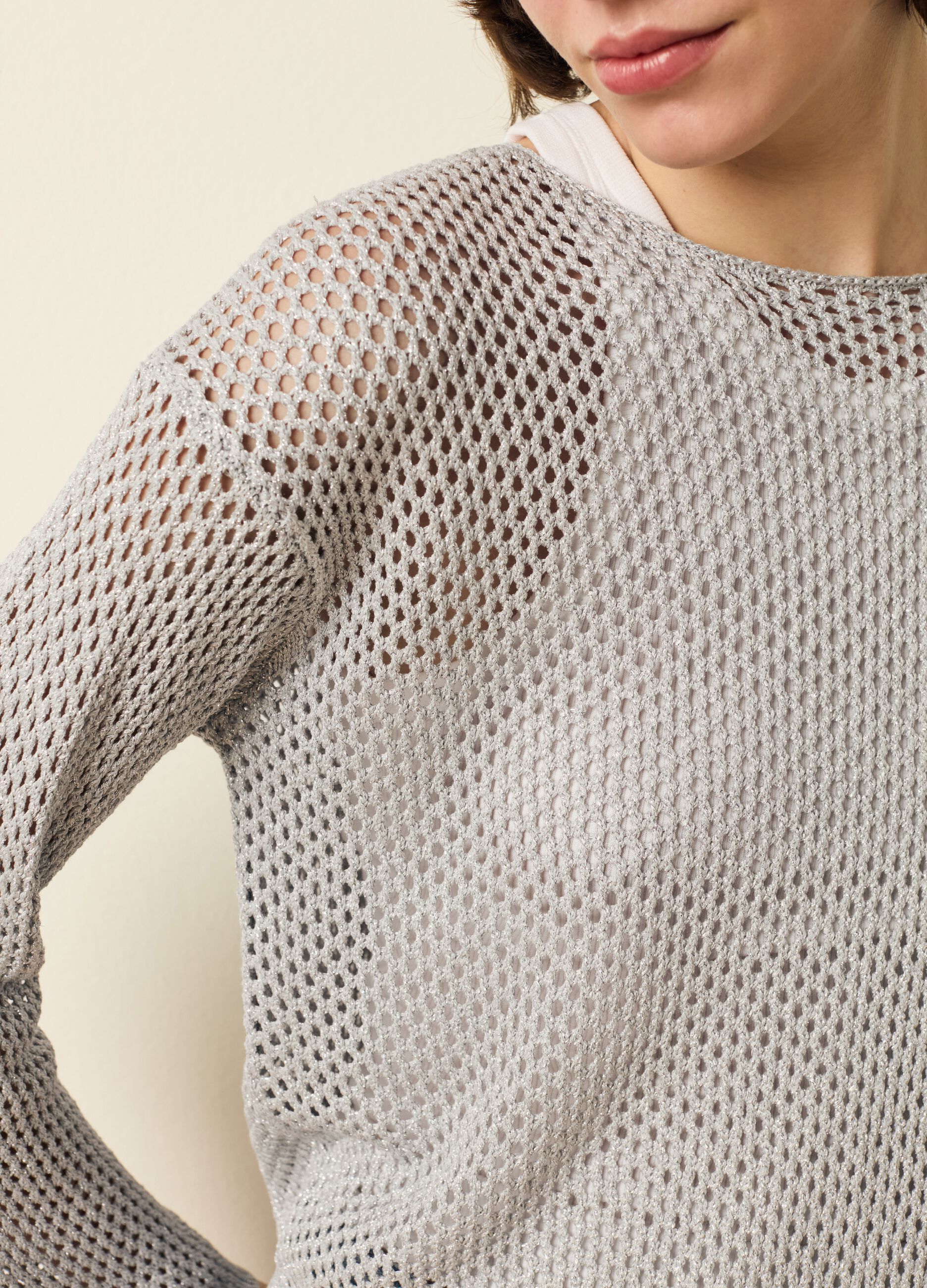 Mesh top in lurex