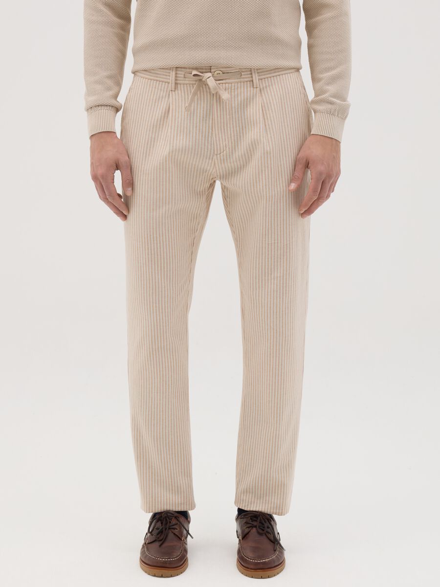 Men’s multicoloured slim-fit trousers in cotton and linen_1