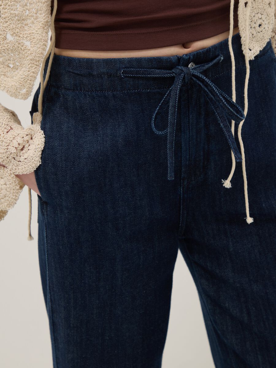 Pure Cotton Blue Denim Relaxed Fit Jogger Jeans_3