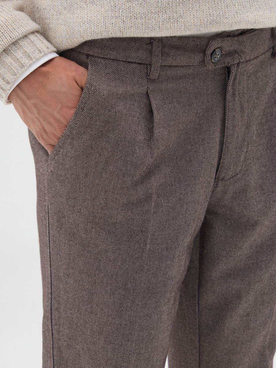 Pantaloni chino marroni comfort fit_3