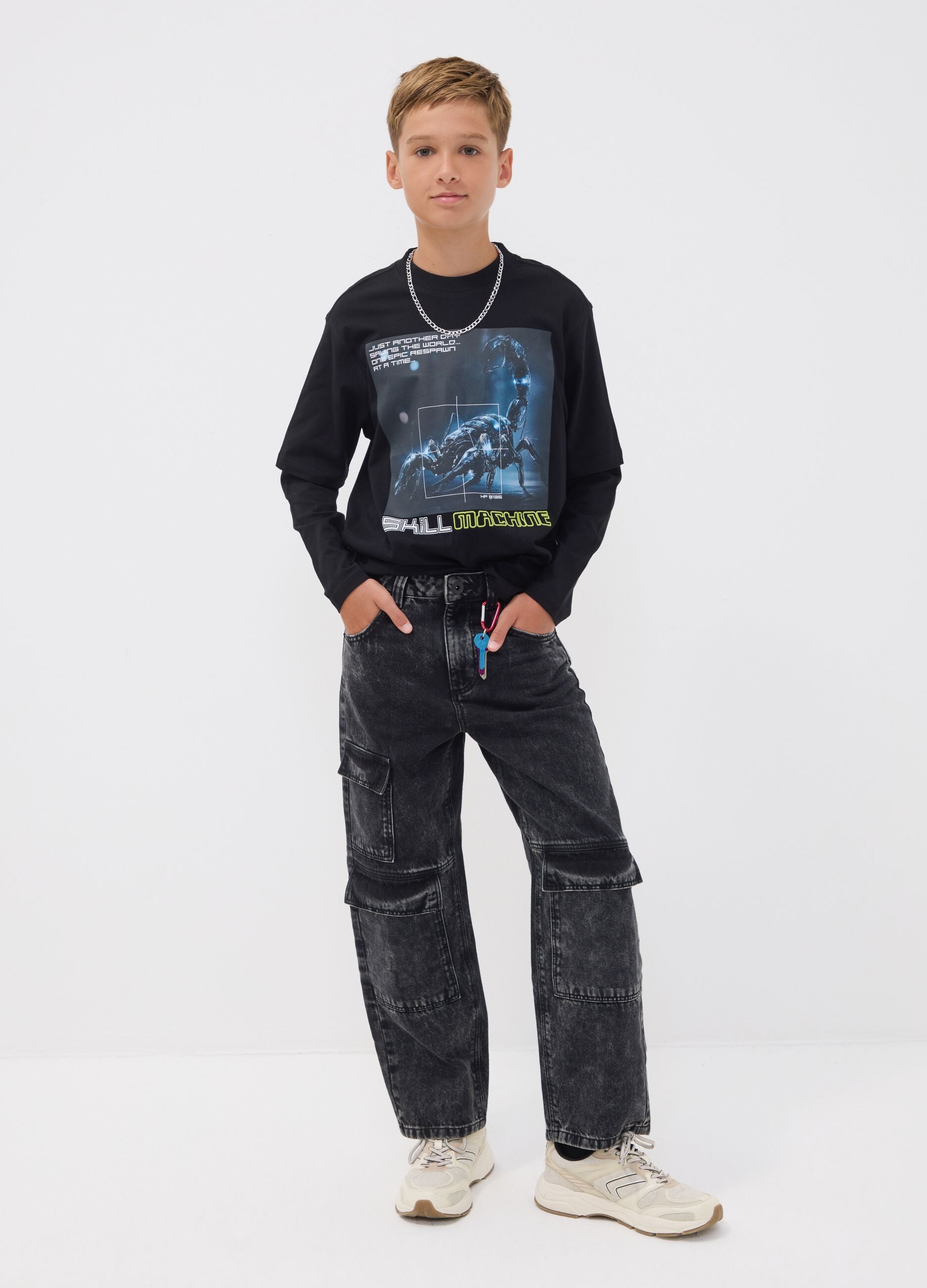 Jeans cargo neri in puro cotone skater fit