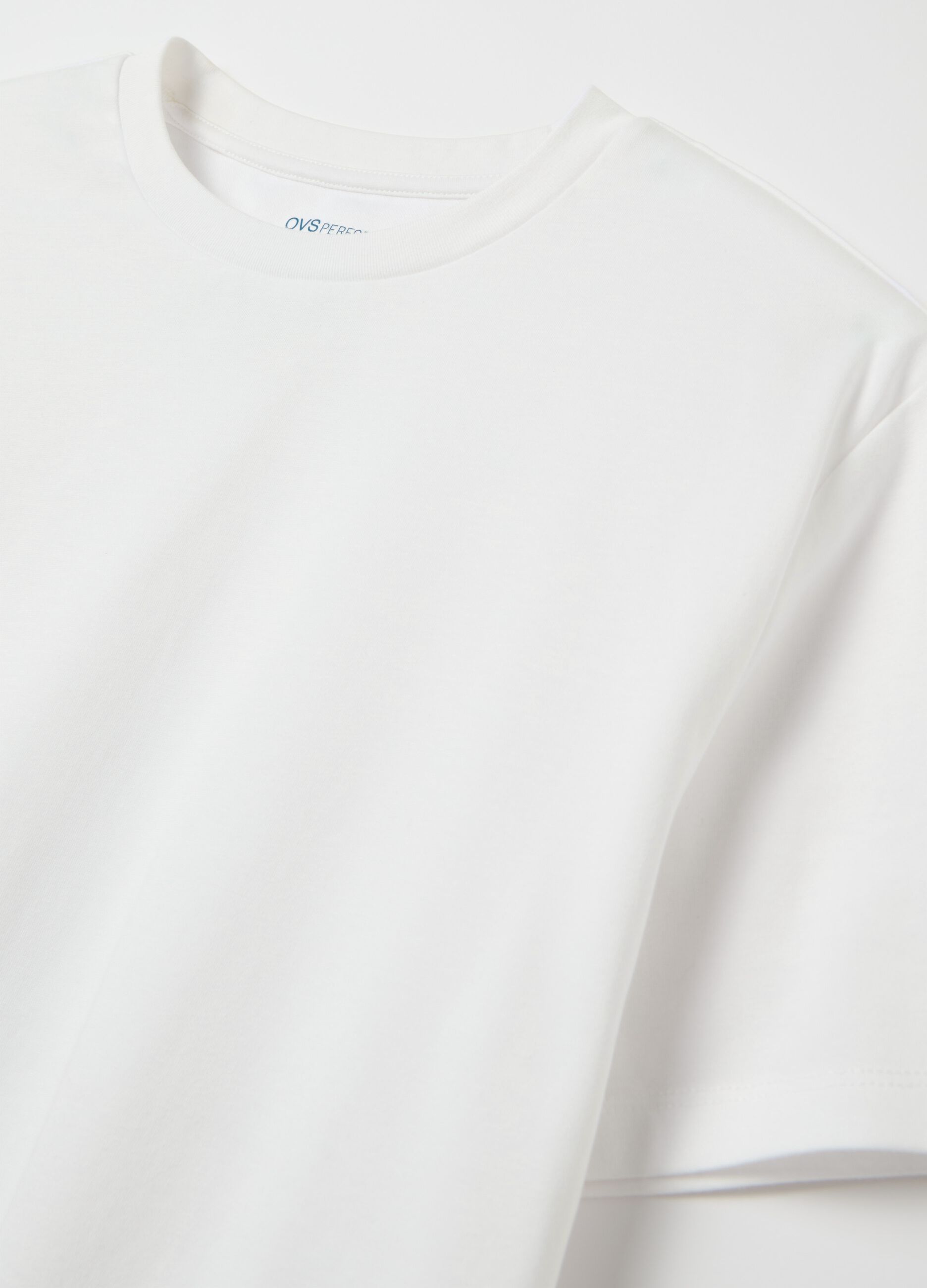 T-shirt with technical fabric