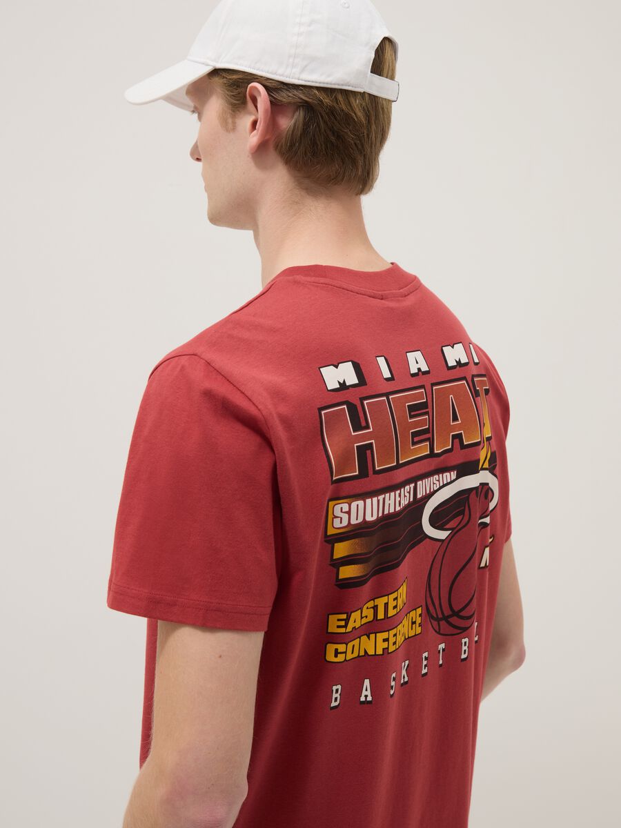 Red pure cotton regular fit T-shirt with Miami Heat print_3