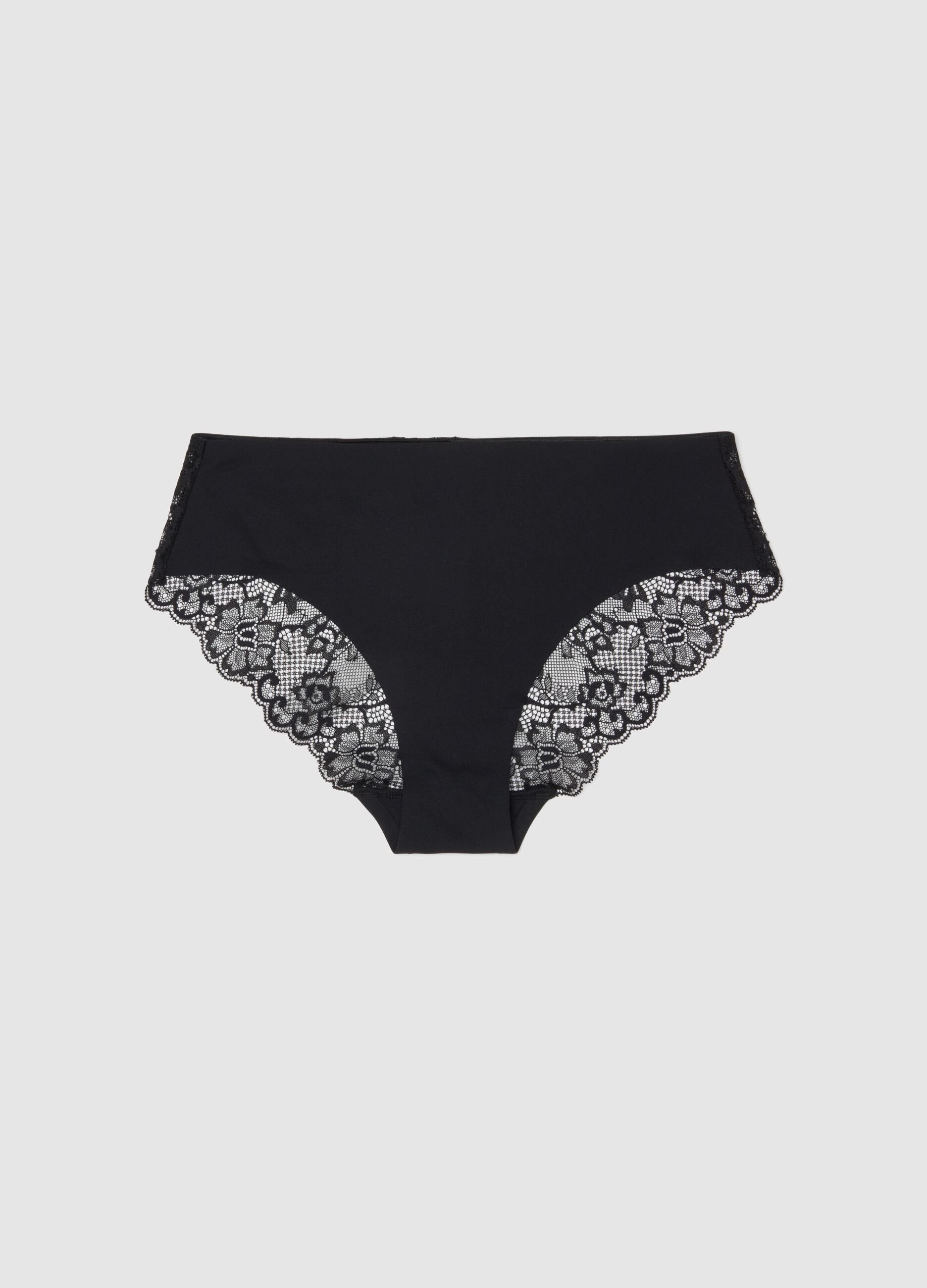 Black regular fit briefs with lace details