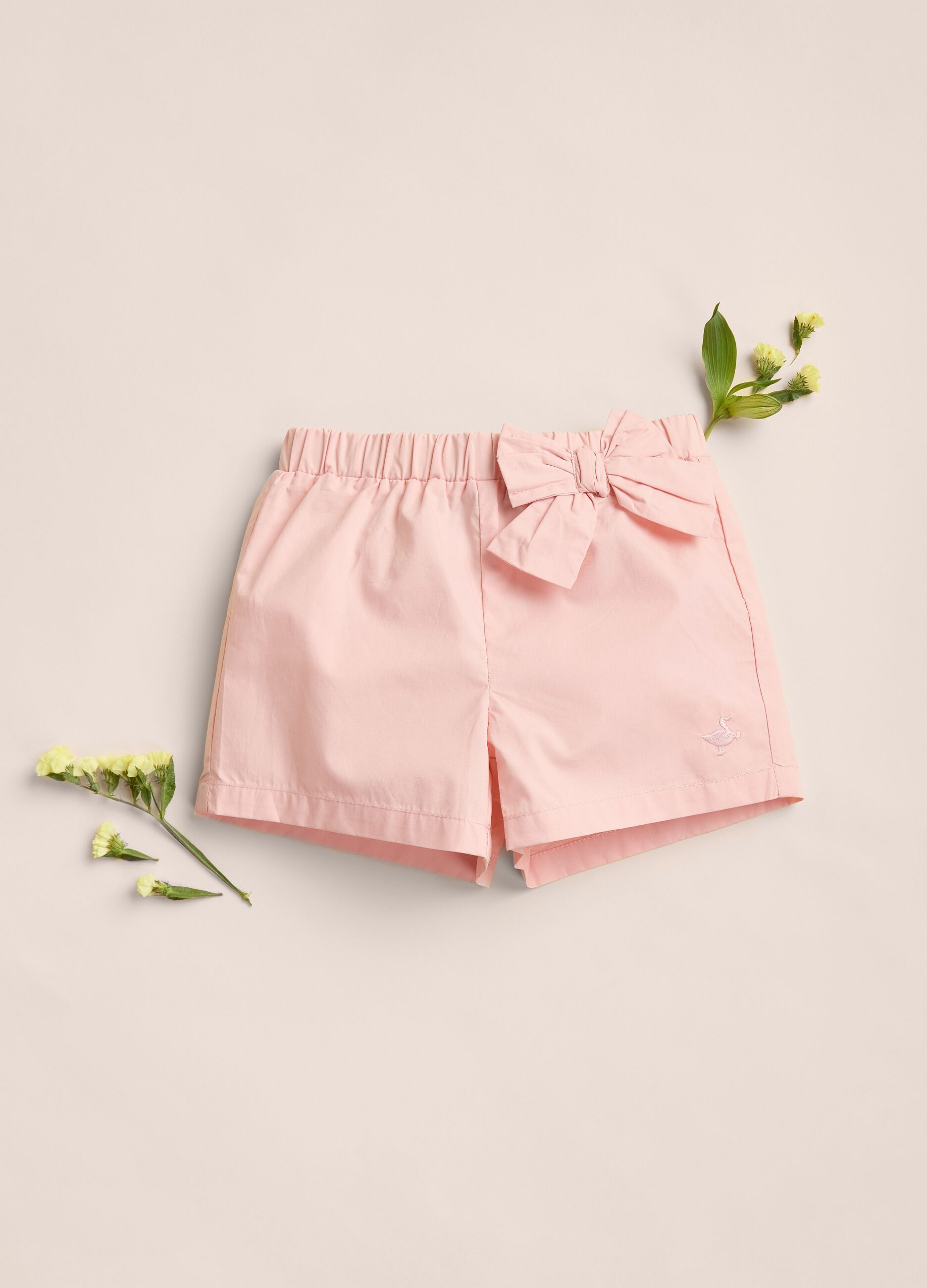 IANA solid colour shorts in 100% cotton