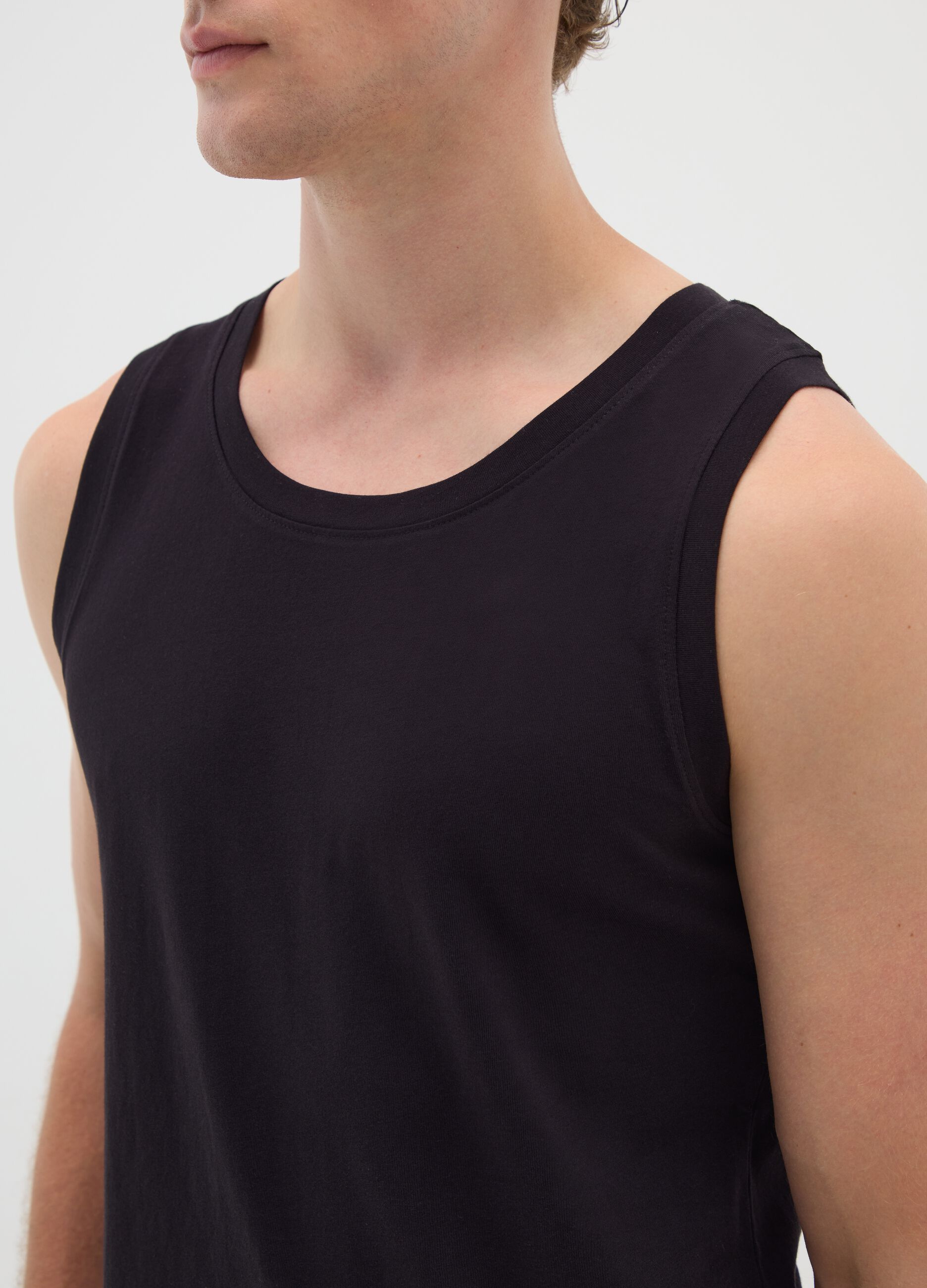 Men's basic black cotton vest regular fit