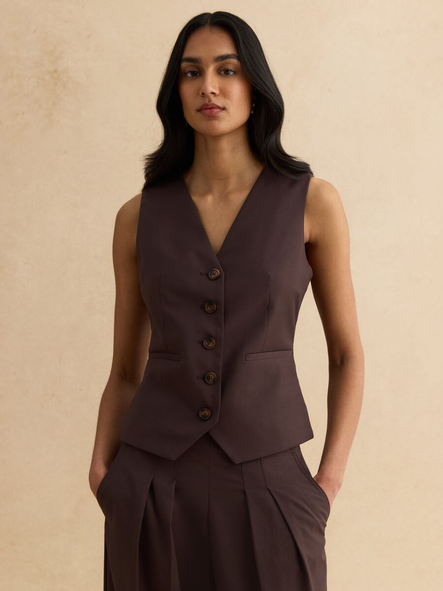 Brown classic waistcoat, regular fit with buttons_1