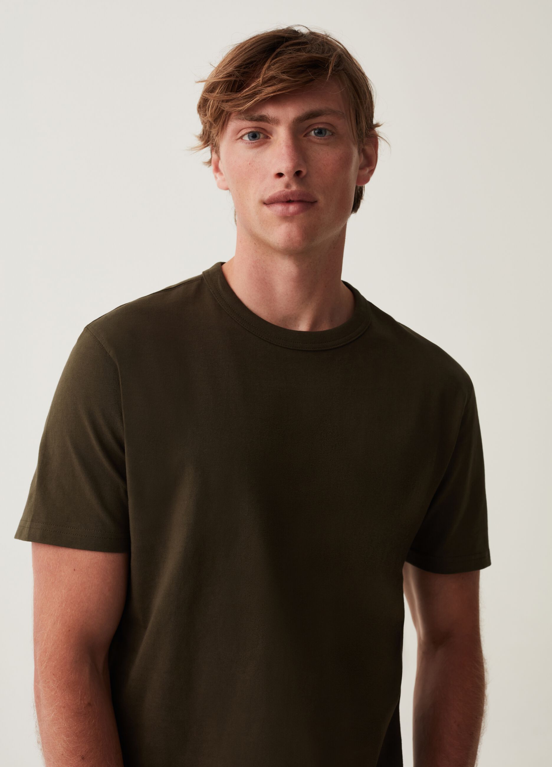 T-shirt in cotone con scollo rotondo_1