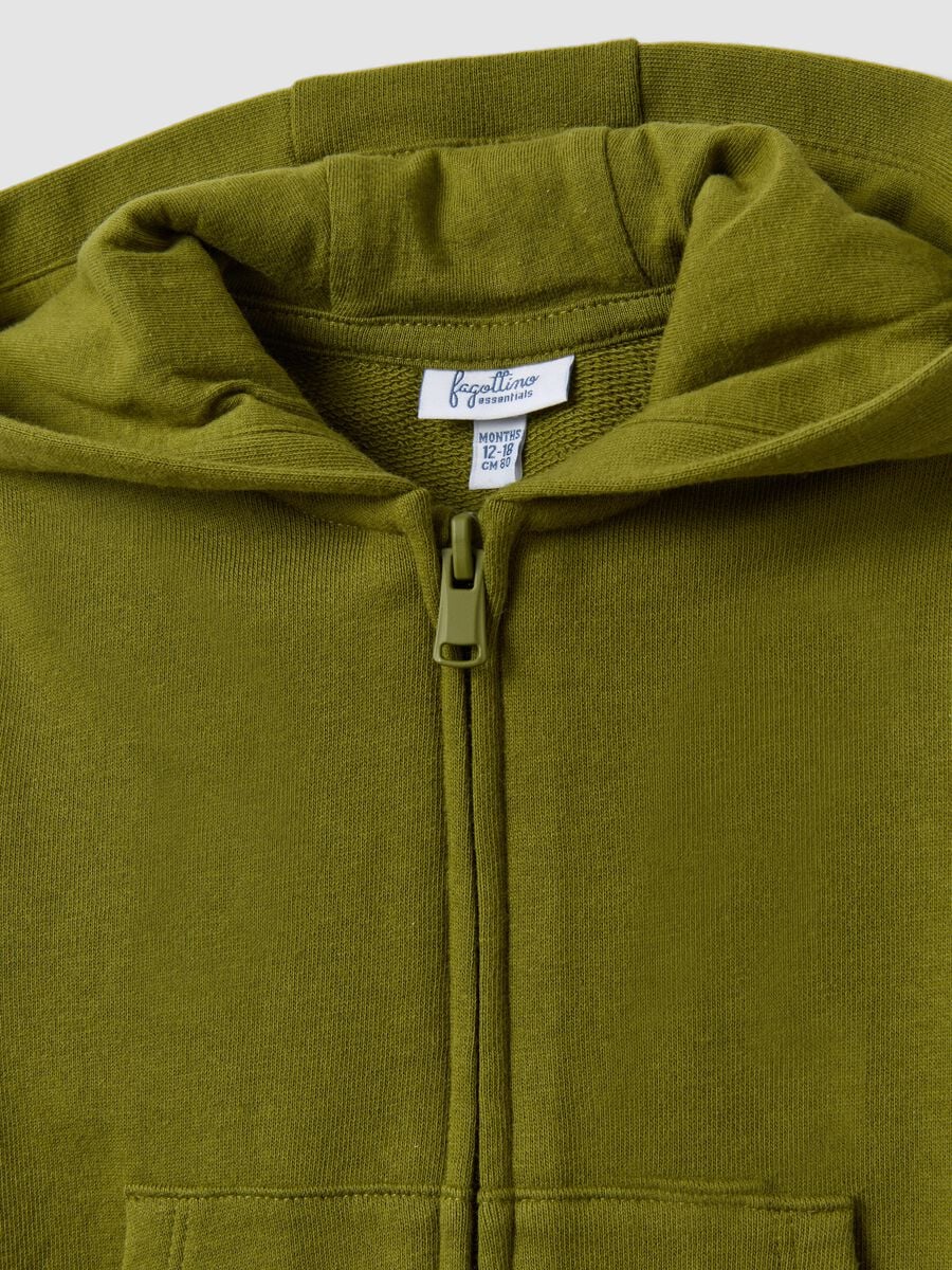 Felpa verde con cappuccio in puro cotone organico regular fit per bimbo_2