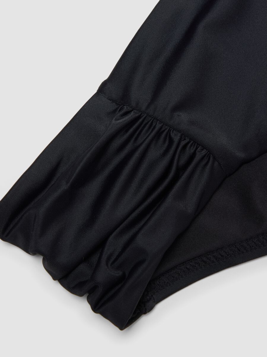 Black stretch swim briefs with side gathers_5