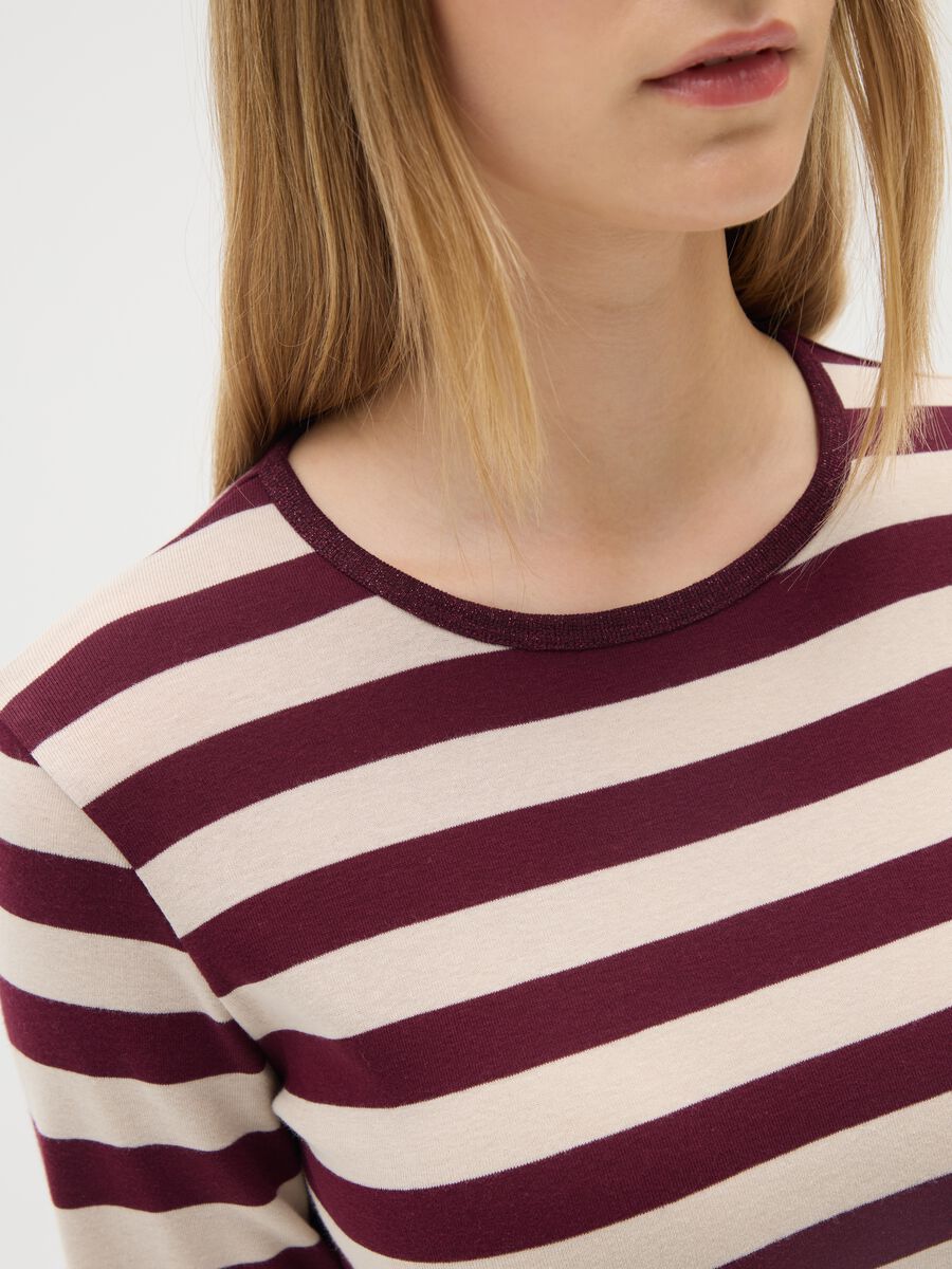 T-shirt viola a righe in cotone_3
