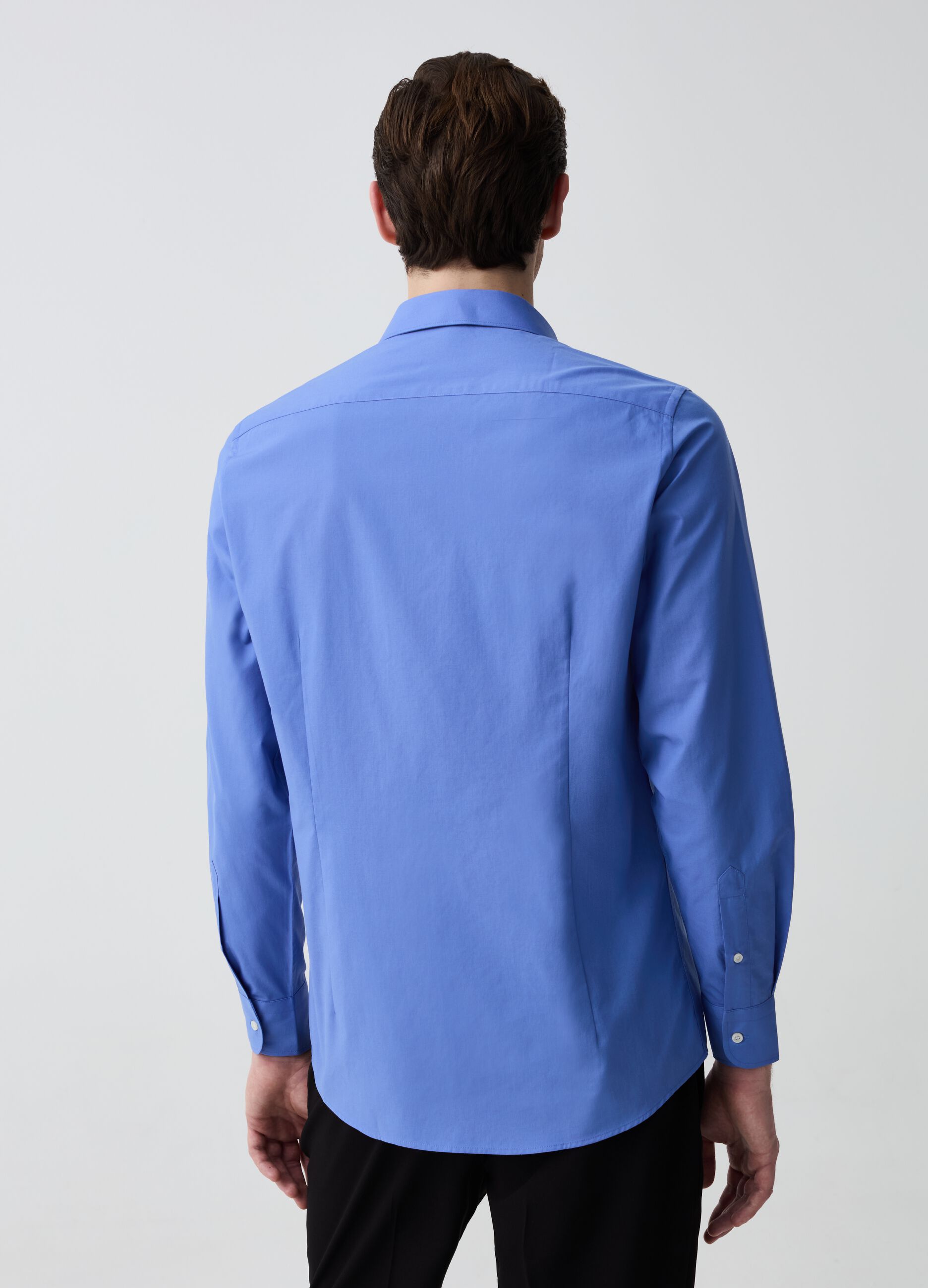Camicia slim fit tinta unita
