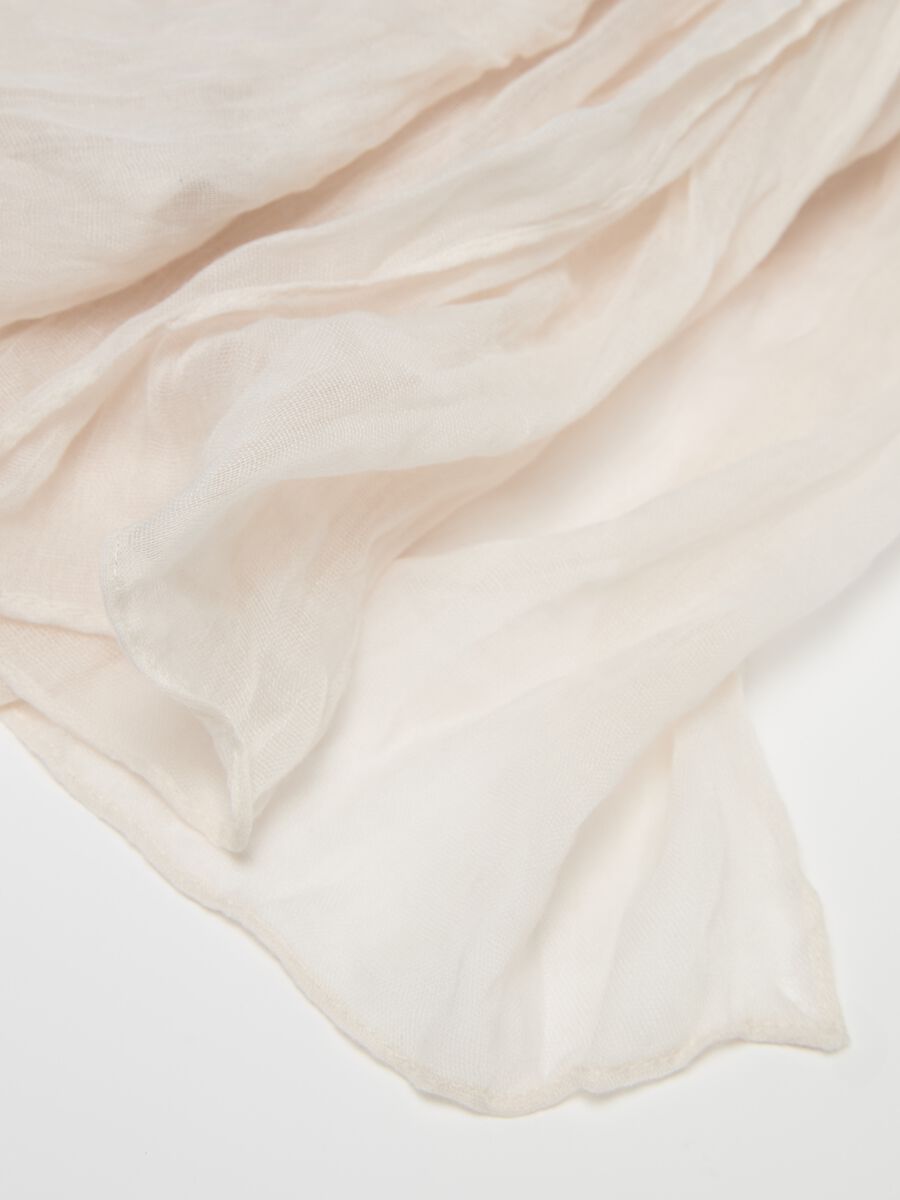 Solid colour crinkle-effect scarf_2