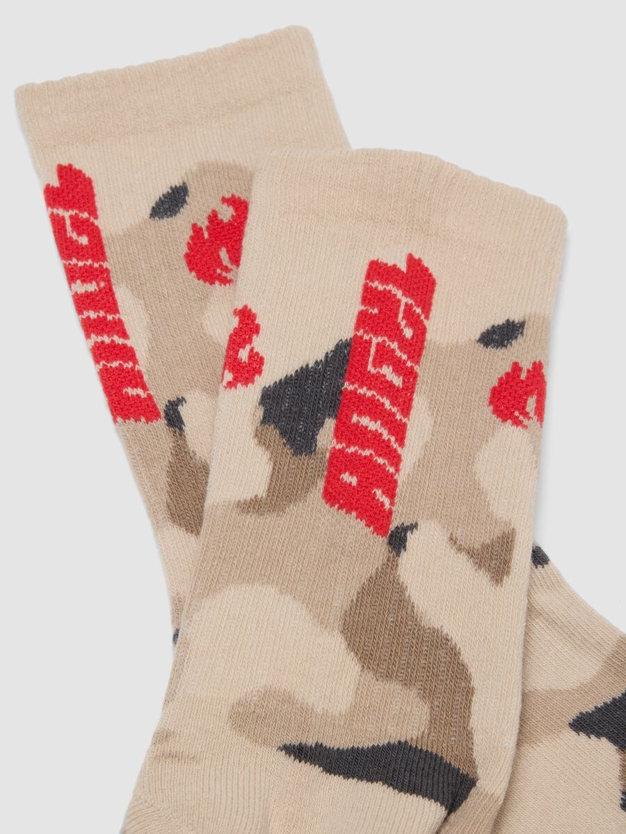 Calze sportive grigie in cotone elasticizzato camouflage_1